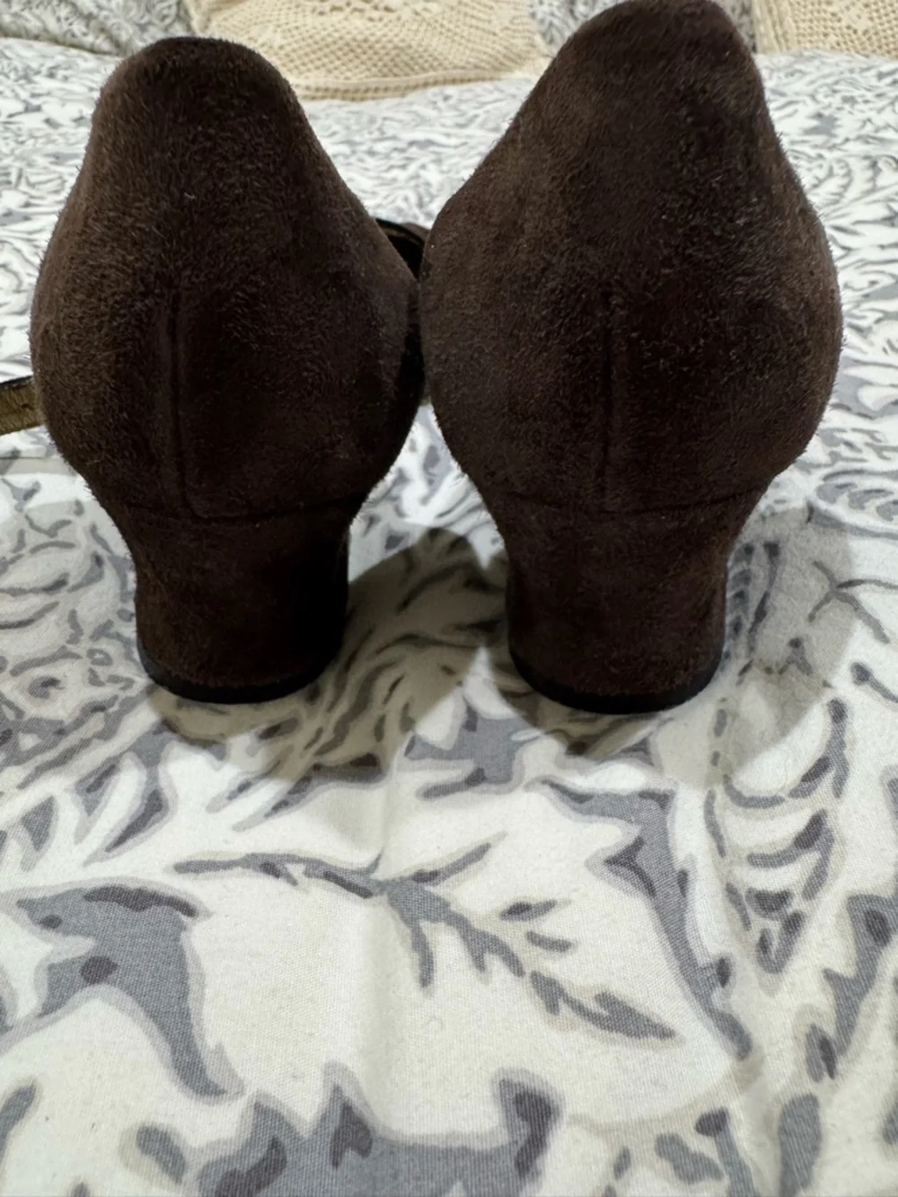 Vintage Saint Laurent Brown Suede Pointed Strappy Heels size 8 N - made in Italy - Picture 3 of 11